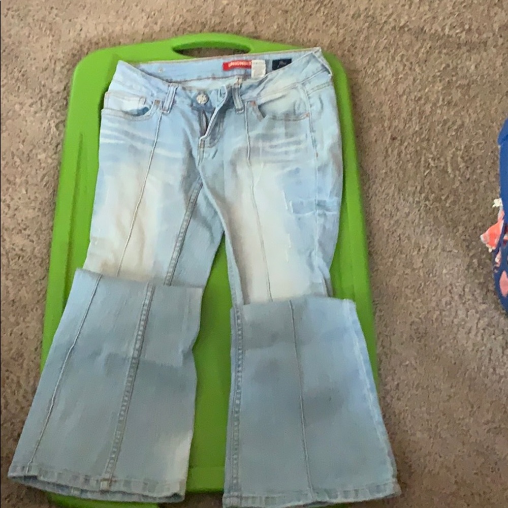 Jeans